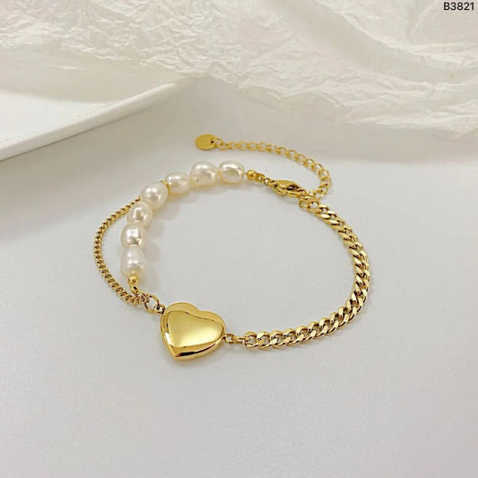 Amora Heart & Pearl Bracelet - Tarnish Resistant