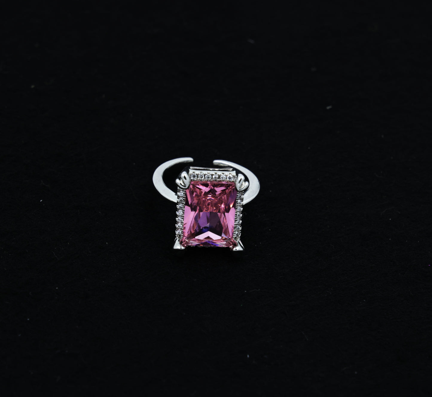 💗 Pink Ice Solitaire Ring