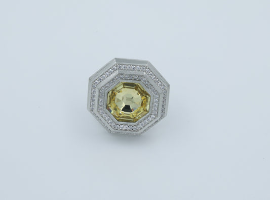 💛 Golden Empress Ring