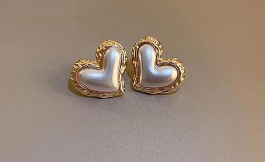 Moonlit Heart Earrings – Soft Glow & Golden Embrace - Anti-tarnish