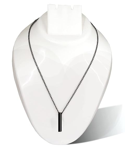 Unisex Matte Black Vertical Bar Pendant – Minimalist Chain Necklace