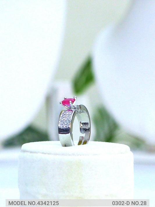 💗 Petite Pink Solitaire Ring – Timeless Elegance