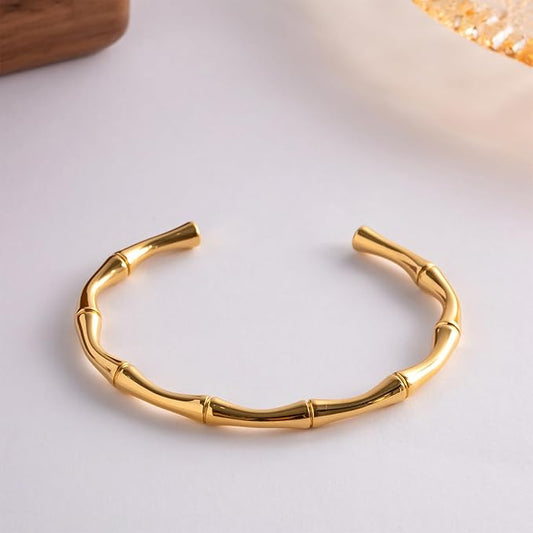 Auric Bold Gold Bracelet – Sculpted Statement Elegance