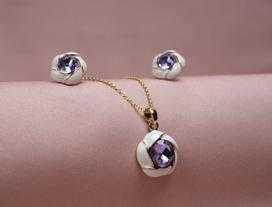 ✨ Elegant Lavender Bloom Pendant & Earrings Set