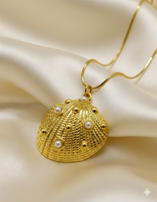 Marina Pearl Shell Necklace