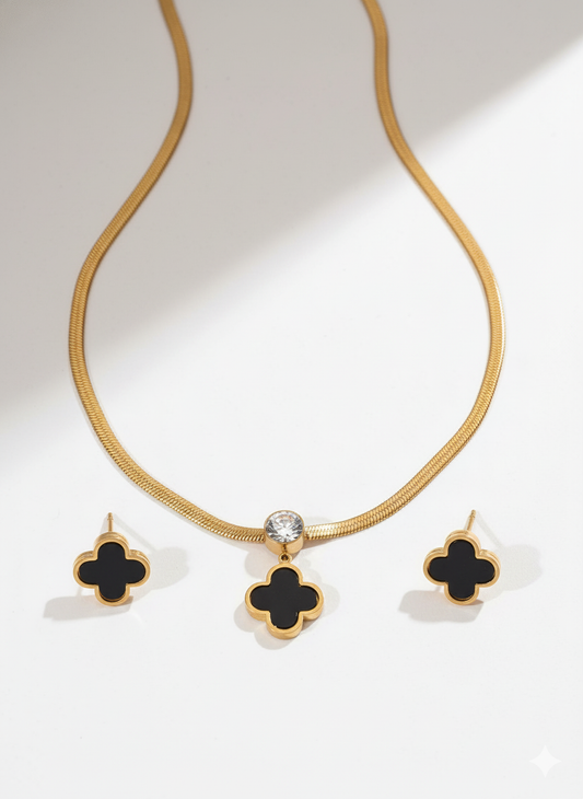 Elegant Black Clover Pendant Necklace with Gold Accents