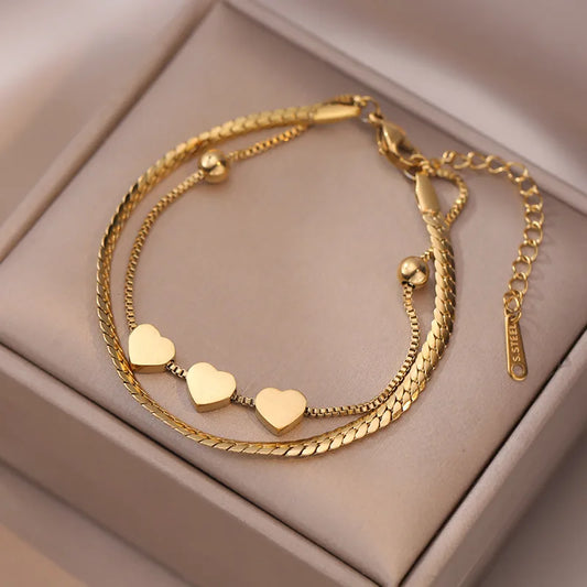 Dilara Heart Bracelet - Tarnish-Resistant