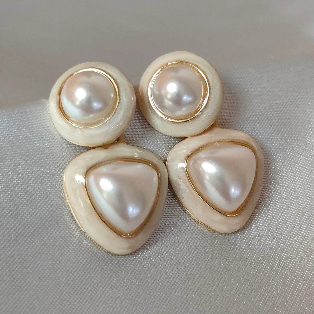 Vintage Pearl Duo Statement Earrings – Gloss Ivory & Gold