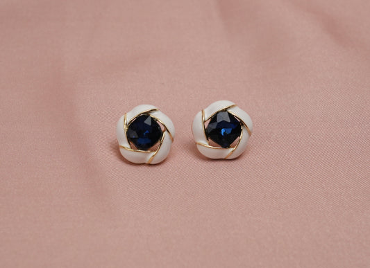 Elegant Blue Bloom Pendant & Earrings Set ✨