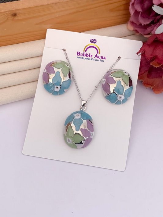 Enchante Bloom Pendant Set