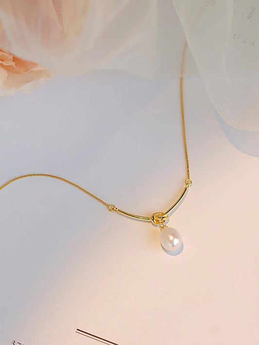 Minimalist Pearl Drop Pendant Necklace