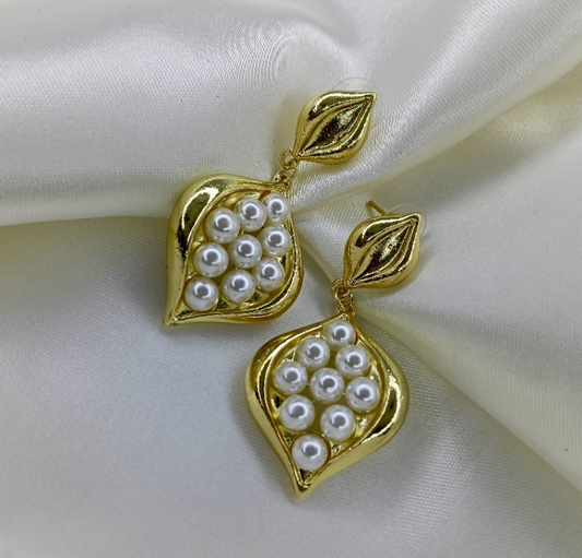 Kiara Golden Pearl Leaves