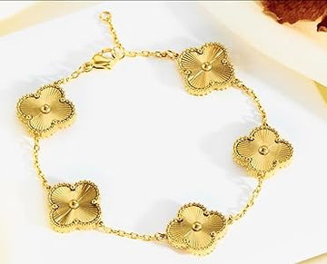 Golden Clover Charm Bracelet πβ¨