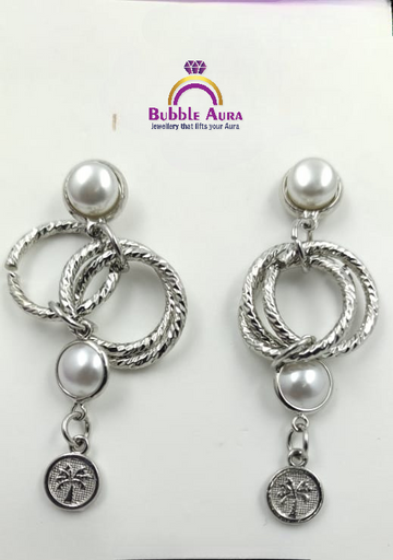 Palm Whisper Pearl Earrings