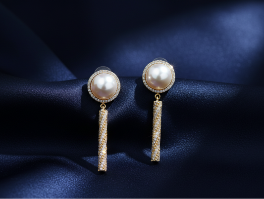 Golden Luxe Pearl Drop Earrings - Anti-tarnish