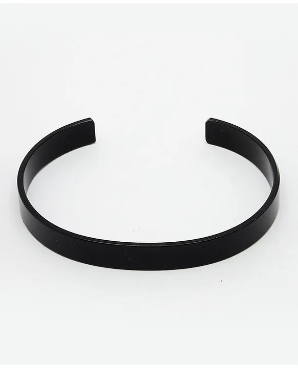 Midnight Black Stainless Steel Cuff Bracelet – Minimalist Edition