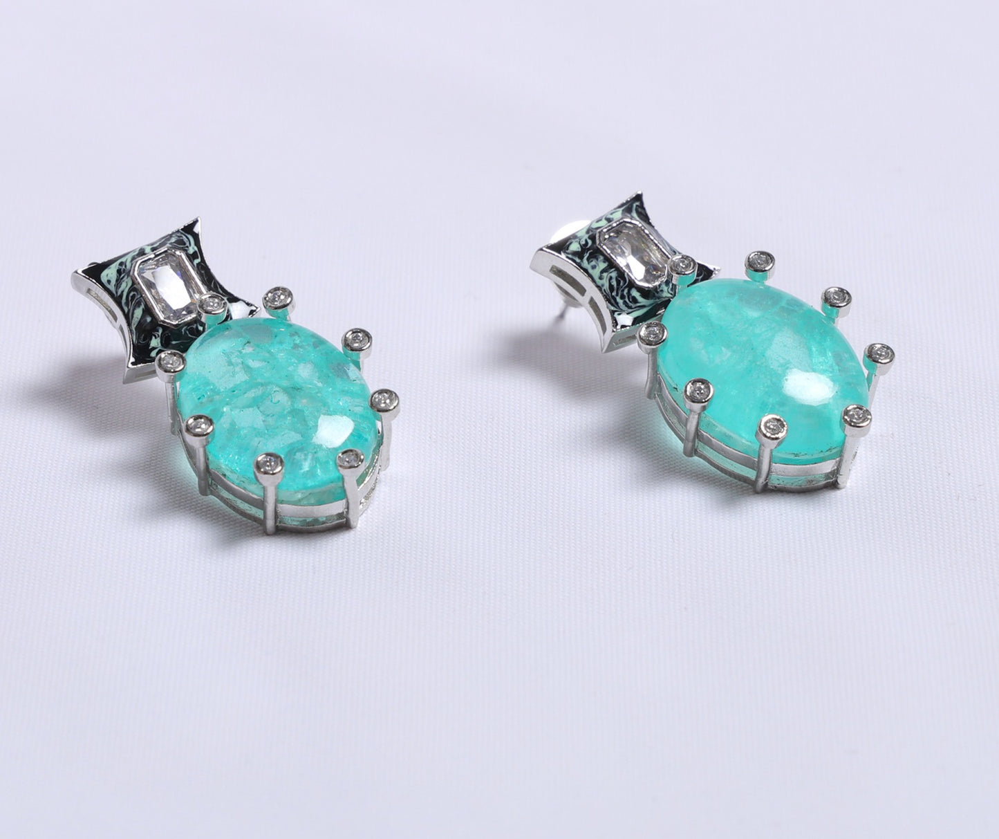 Elegant Sea Green Stone Necklace Set with Silver Finish