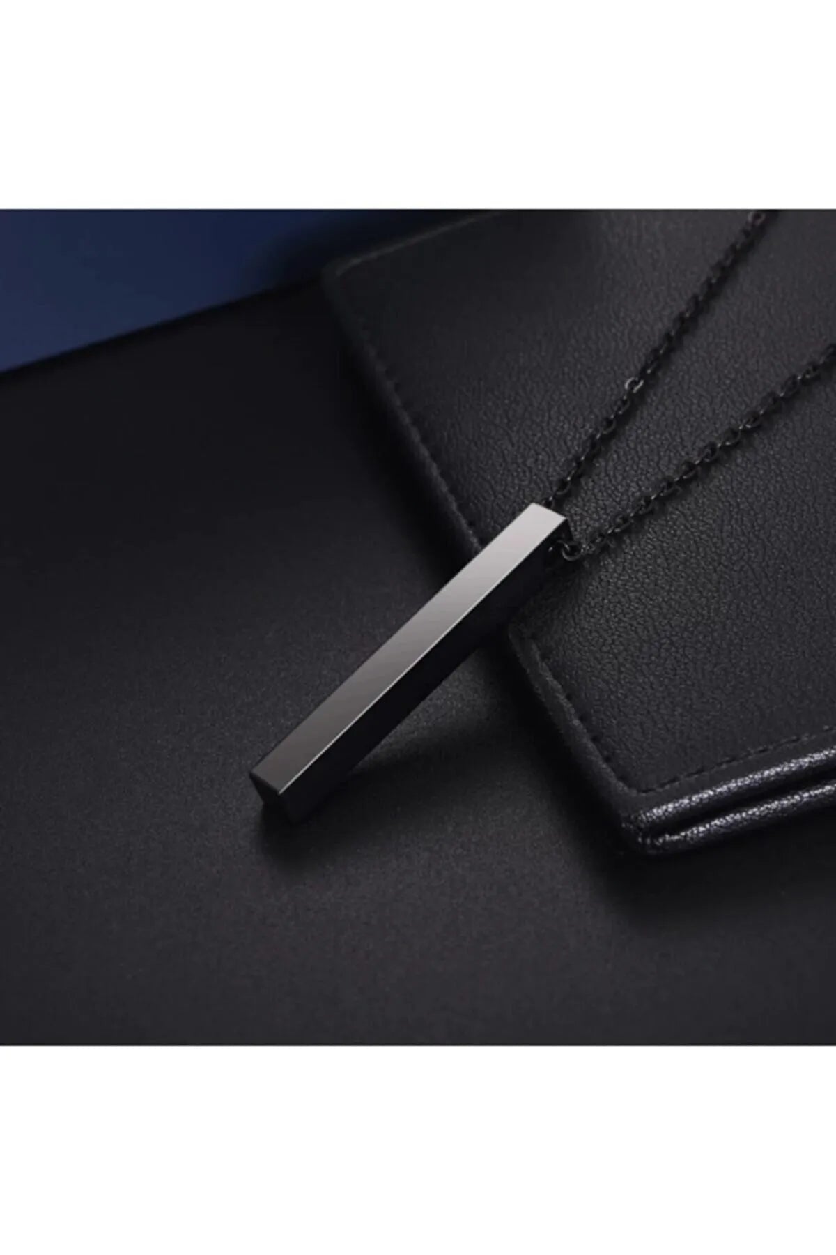 Unisex Matte Black Vertical Bar Pendant – Minimalist Chain Necklace