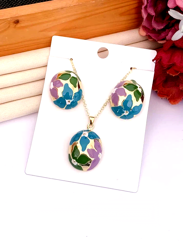 Frenchy Golden Floral Enamel Pendant Set