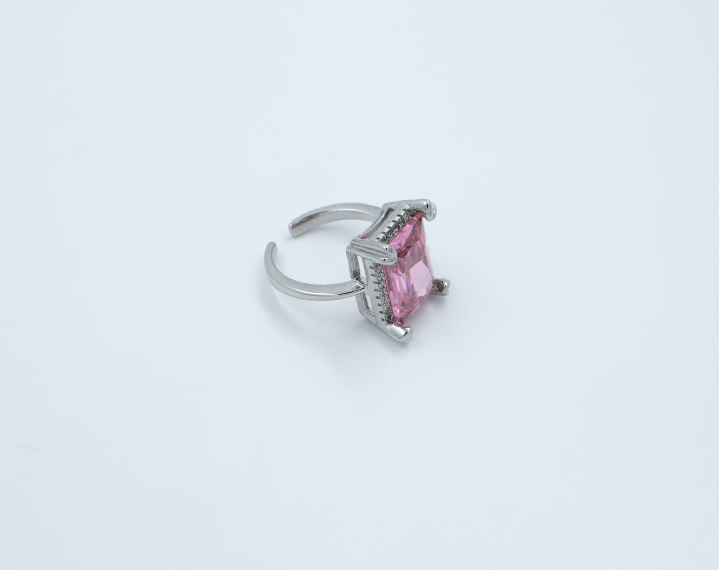 💗 Pink Ice Solitaire Ring