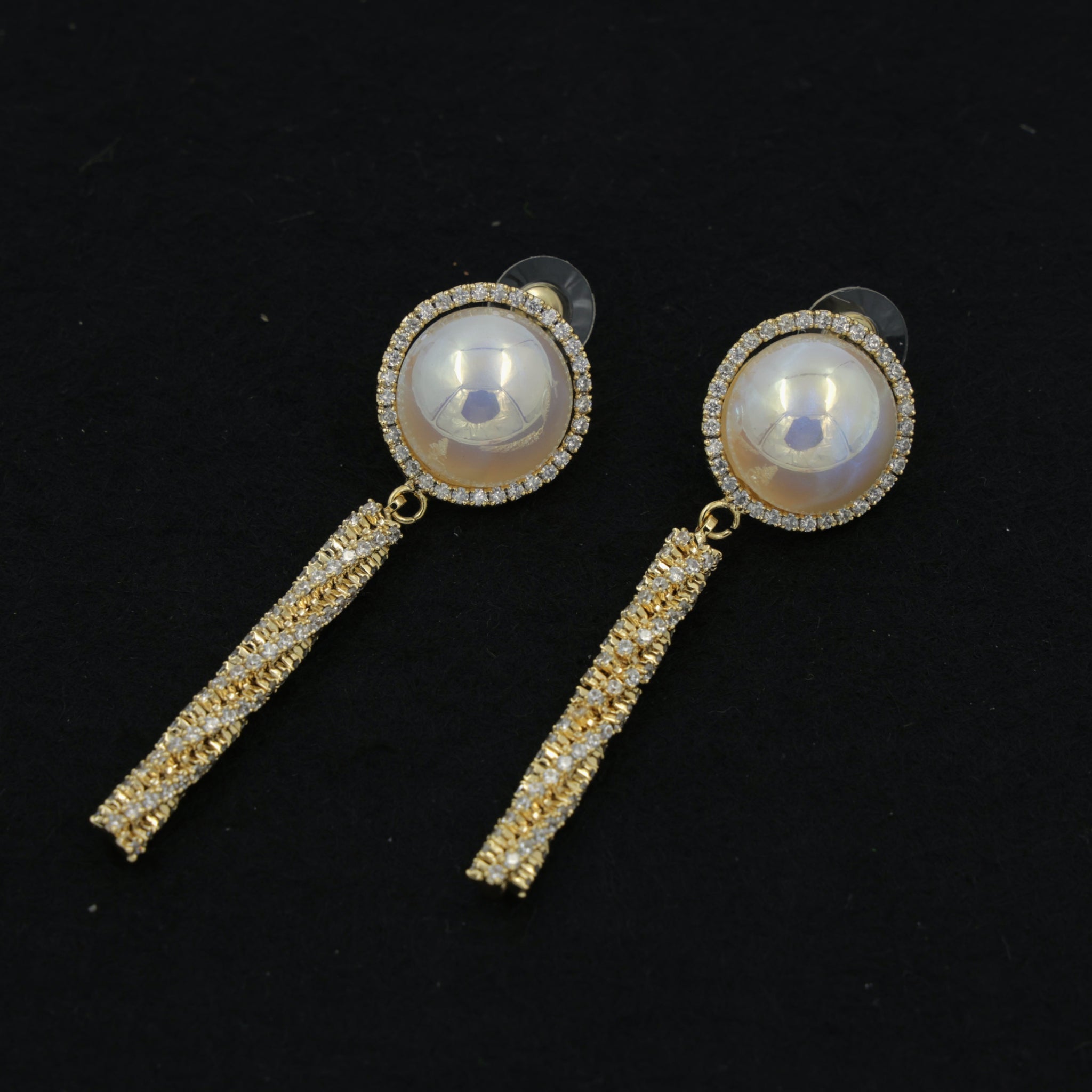 Golden Luxe Pearl Drop Earrings - Anti-tarnish