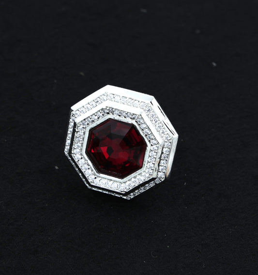 ❤️ Crimson Crown Ring