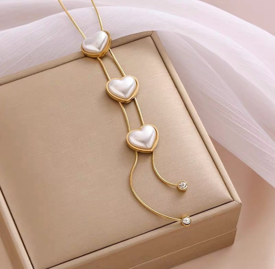 Elegant Triple Heart Pearl Pendant Necklace