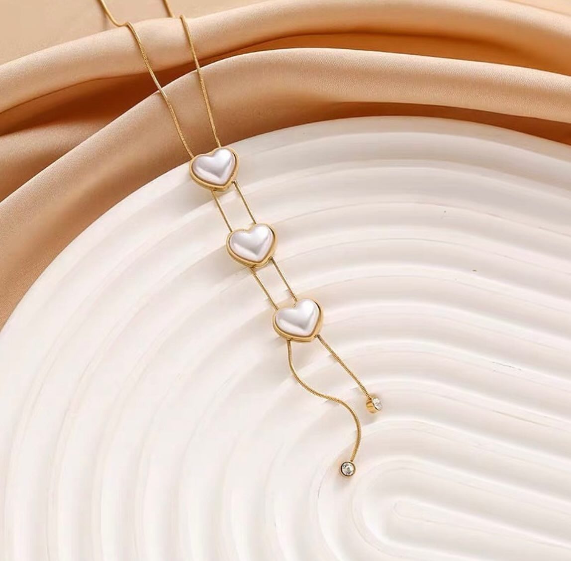 Elegant Triple Heart Pearl Pendant Necklace