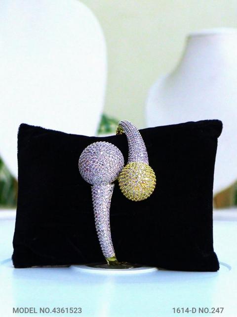 ✨ Dual Sphere Sparkle Bracelet ✨