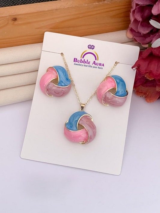 Regal Golden Bloom Enamel Jewelry Set