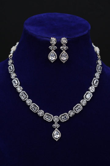 Eternal Brilliance Crystal Necklace Set
