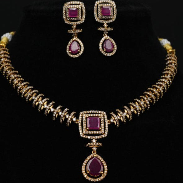 Scarlet Majesty Necklace & Earring Set
