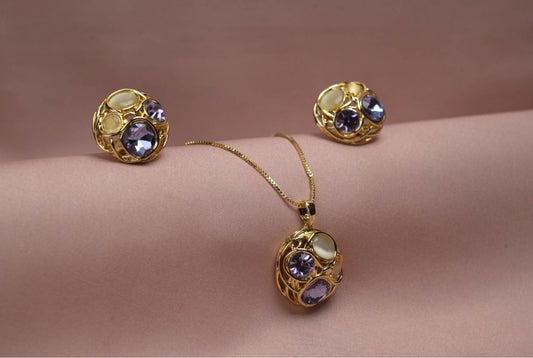 Evania Amora Pendant Set