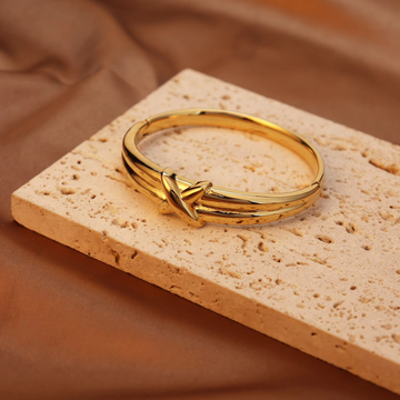 18k Gold Plated - Twinkle Bloom Bracelet - Anti-Tarnish Stainless steel