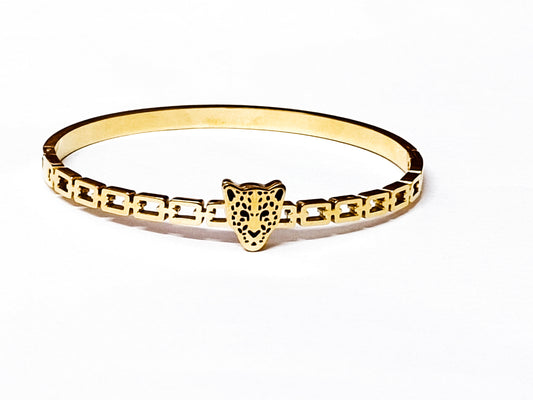 Radiant Panther Gold Bracelet – Tarnish-Resistant