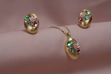 🌸 Gleam Petal Pendant & Earrings Set