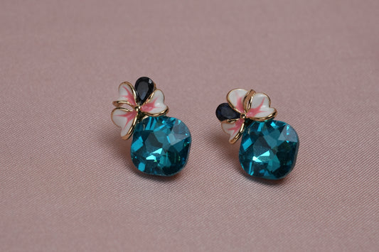 Niraya Ocean Blue Swarovski Pendant Set