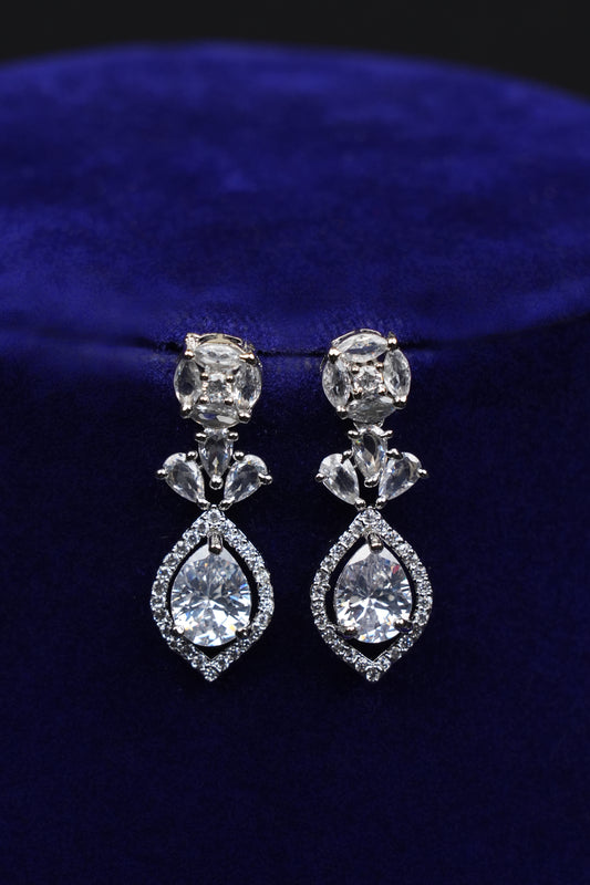 Eternal Brilliance Crystal Necklace Set