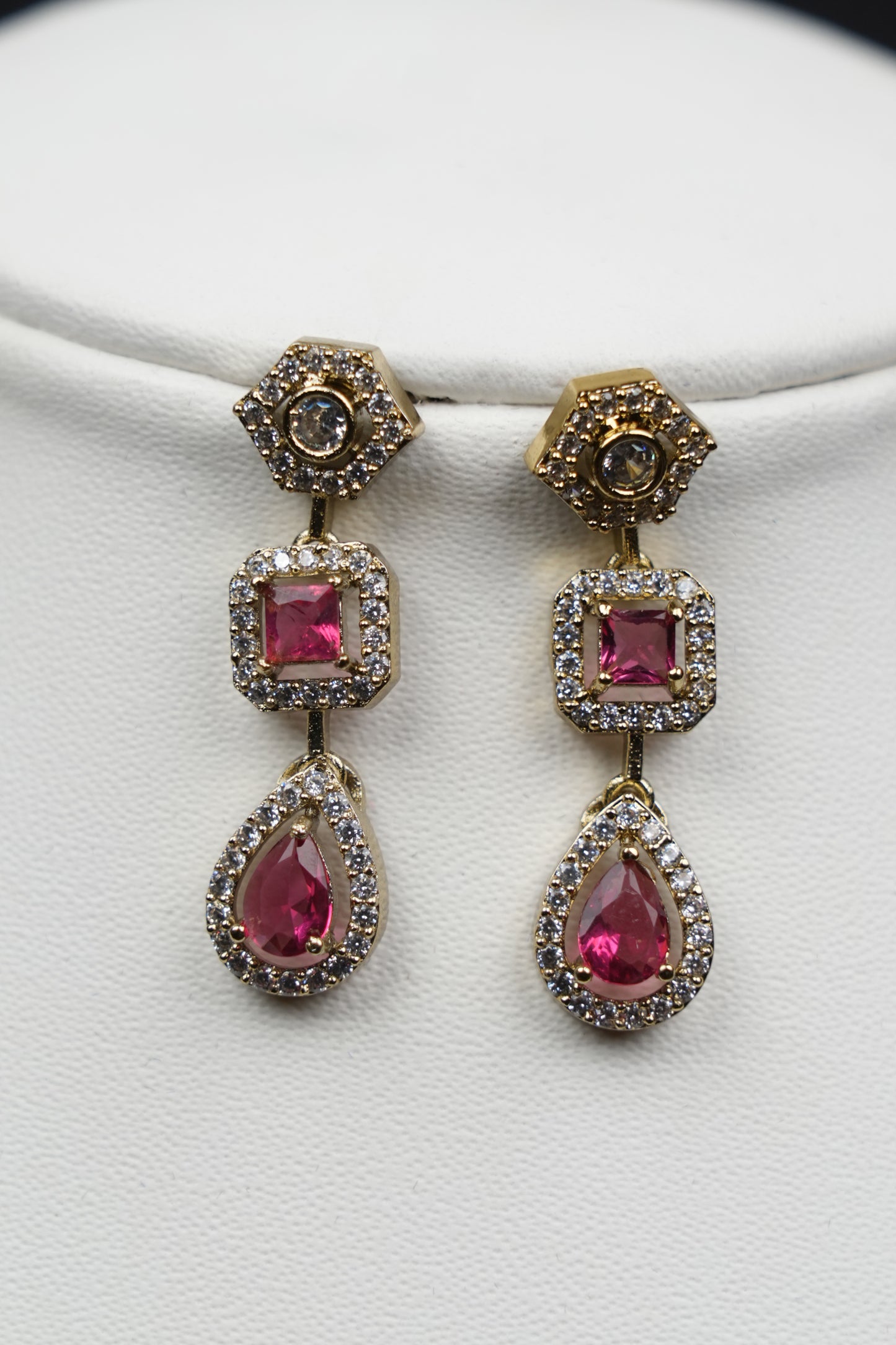 Rosette Royale Ruby Necklace Set - Victorian Polish