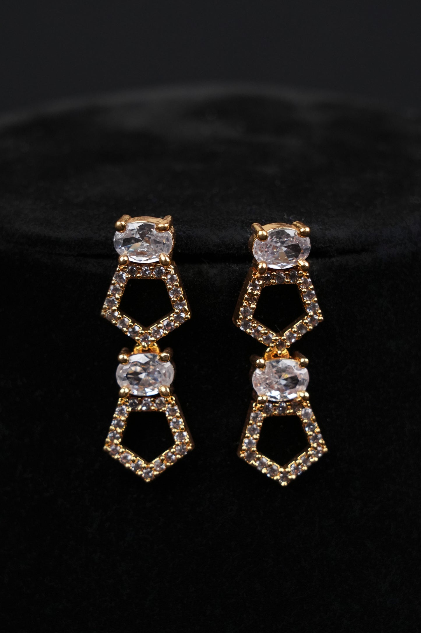 Golden Aura Necklace Set