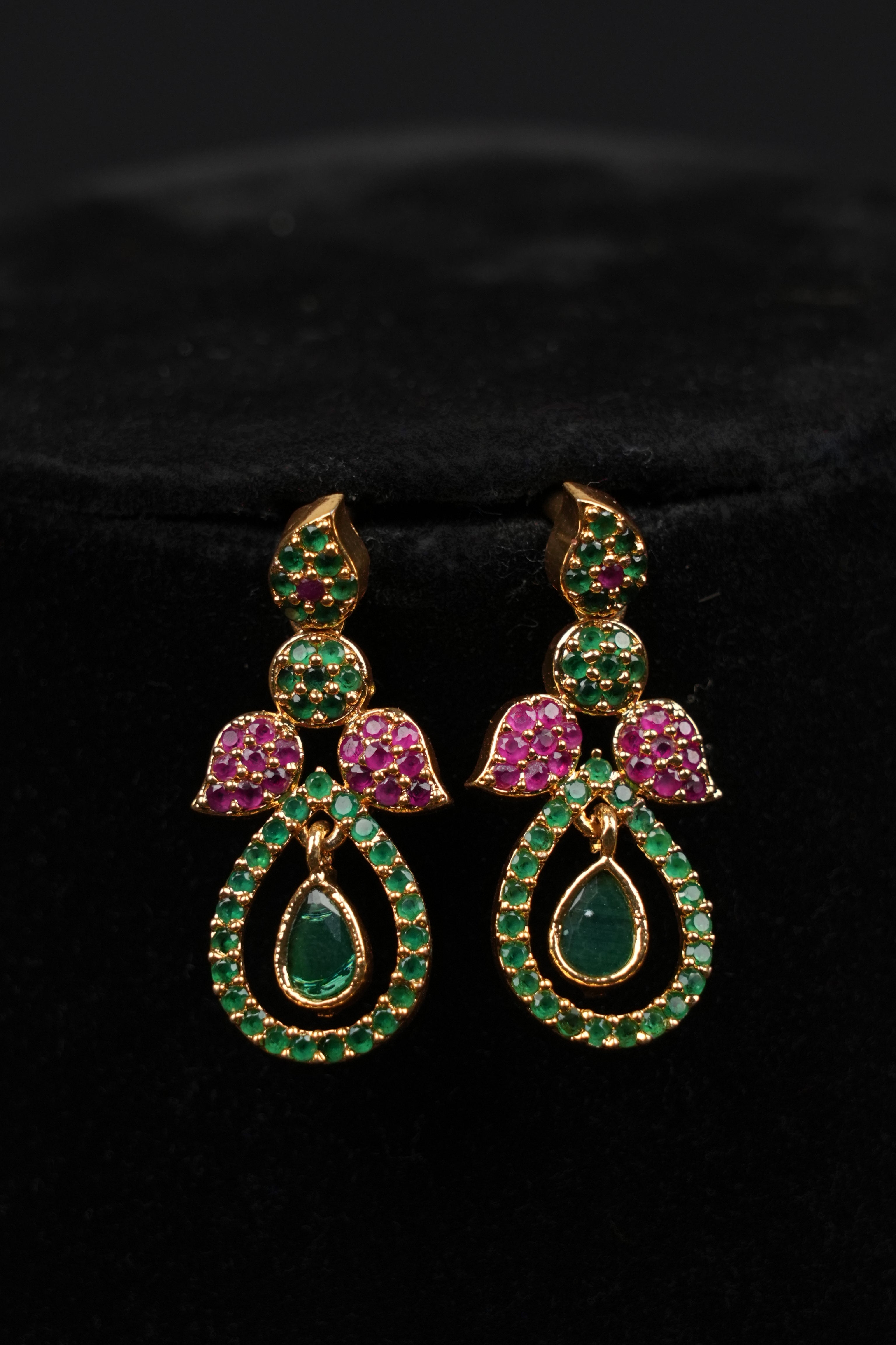 Royal Blossom Necklace Set