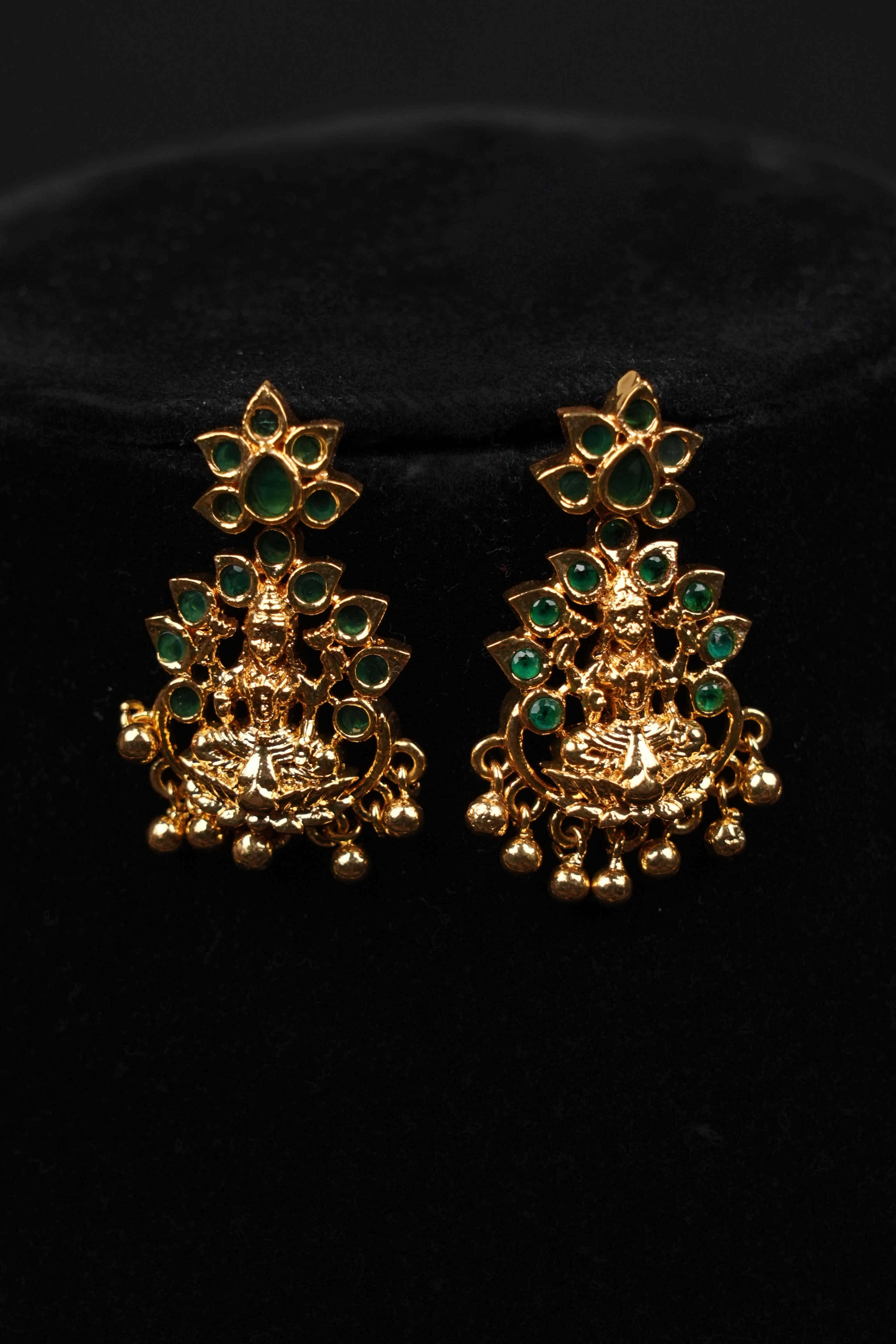 Antique Lakshmi Temple Necklace Set – Royal Heritage