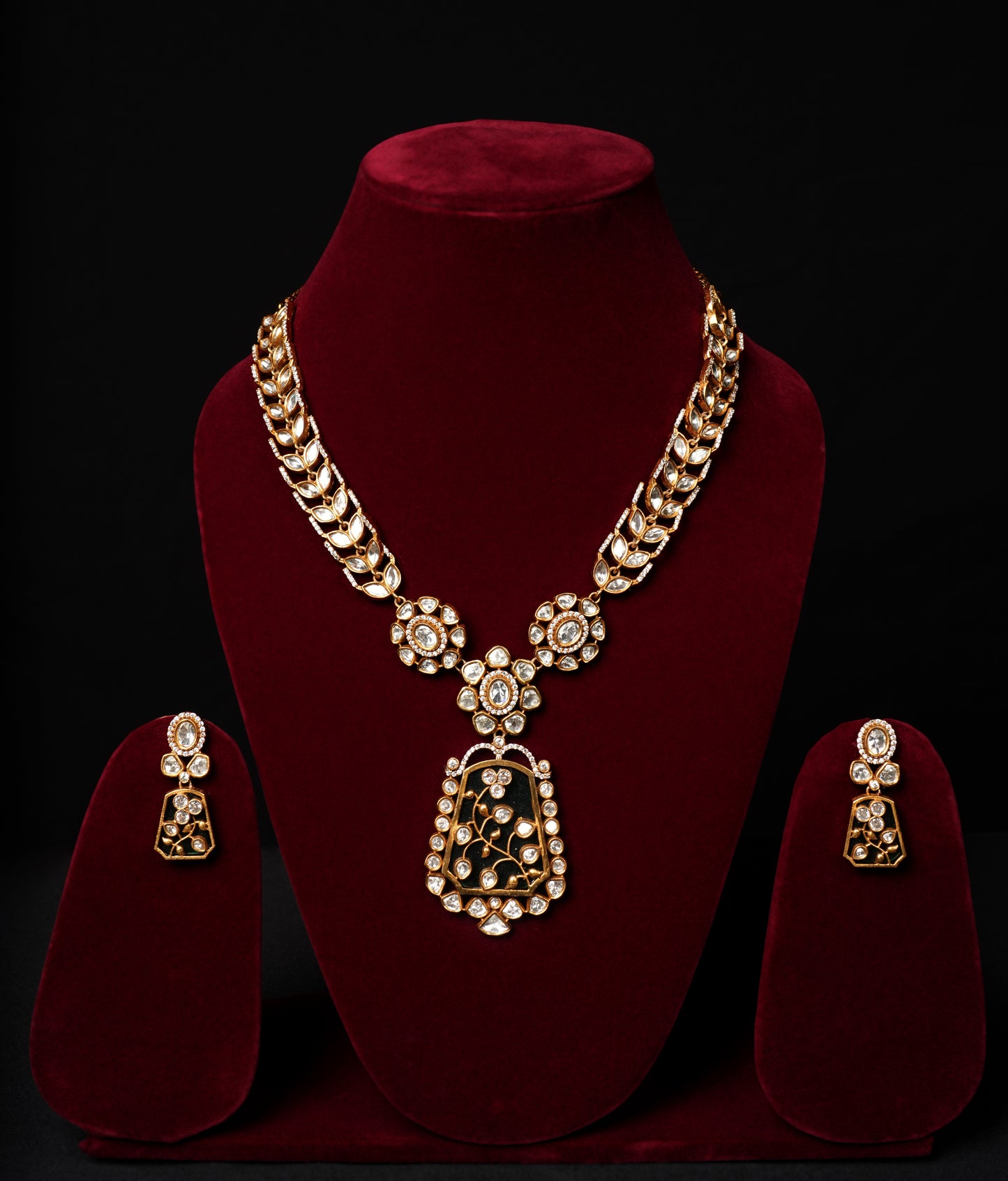 Antique Gold Finish Necklace Set with Black Enamel Detailing
