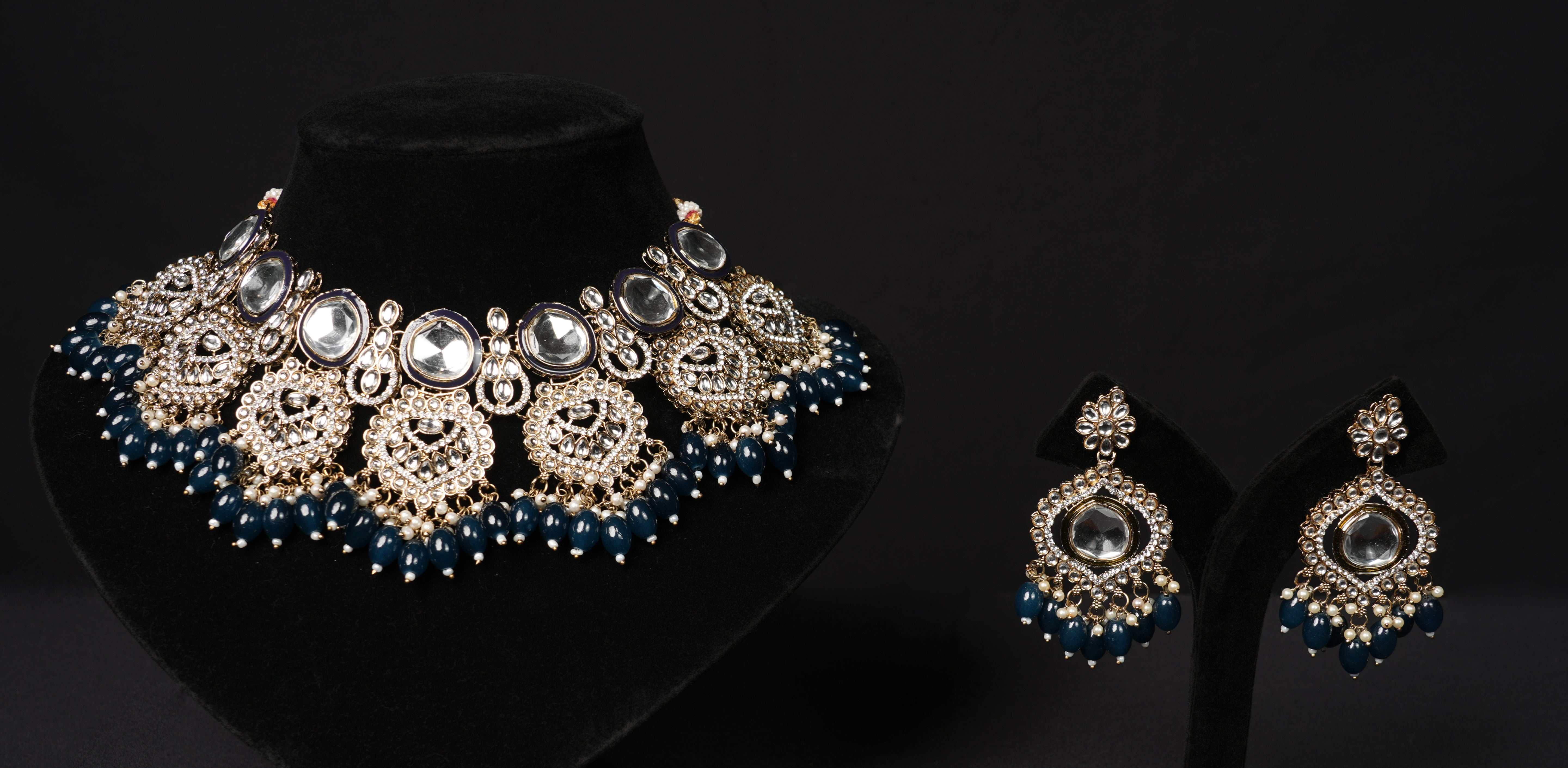 Statement Kundan Choker with Navy Blue Beads – BAINCHOK0041