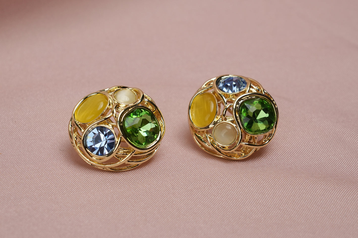 Gem Glow Multi-Stone Pendant Set – Bubble Aura Exclusive