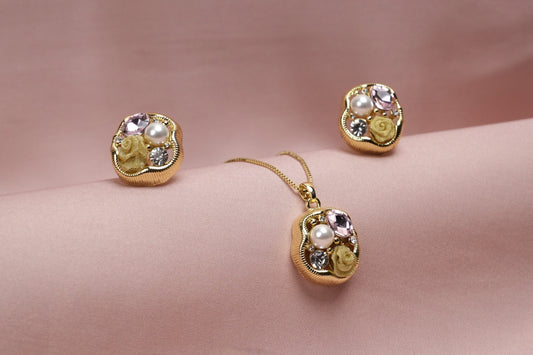 Rosette Pearl Charm Pendant Set