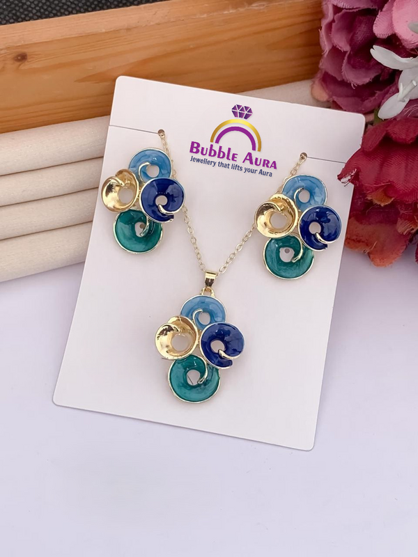 Bubble Bloom Golden Enamel Pendant Set