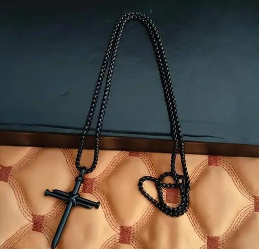 Men’s Matte Black Cross Chain