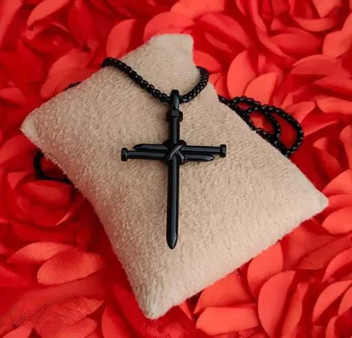 Men’s Matte Black Cross Chain