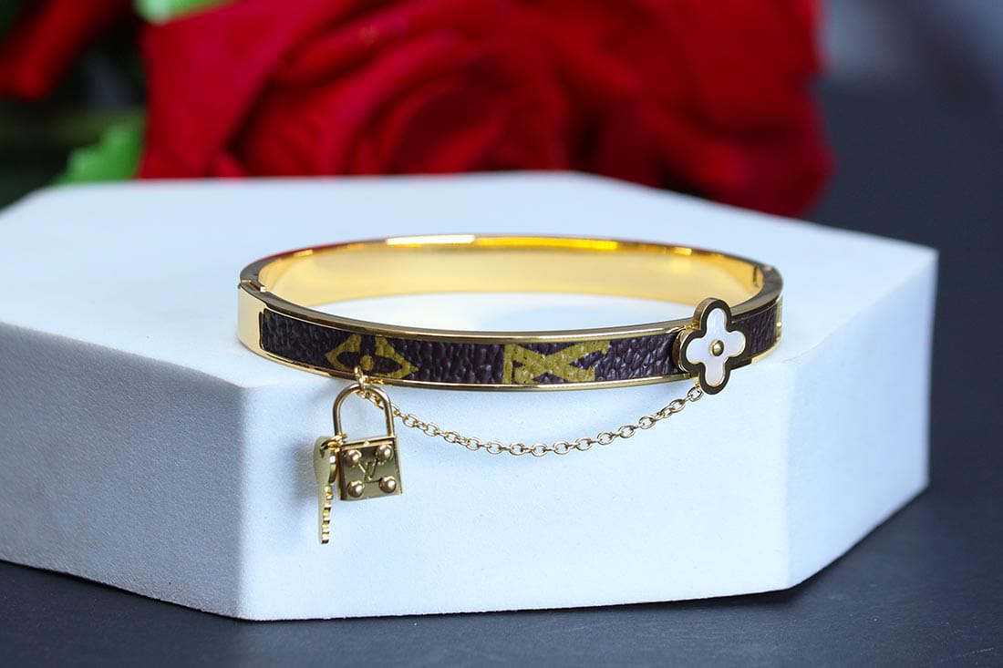 Charm Lock Anti-Tarnish Gold Bracelet – Designer Bangle with Chain Accent